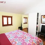 Old Town Rooms And Apartment