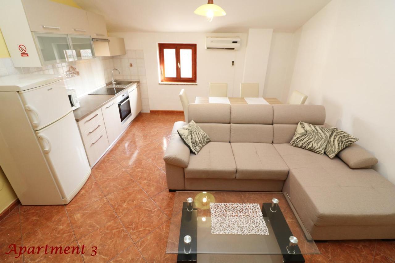Old Town Rooms And Apartment Penzión pre hostí Porec